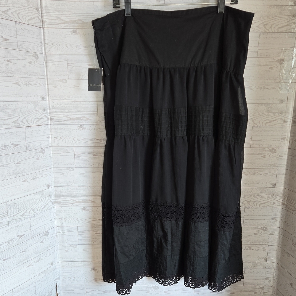 Apostrophe Fiesta Skirt with Eyelet Hem